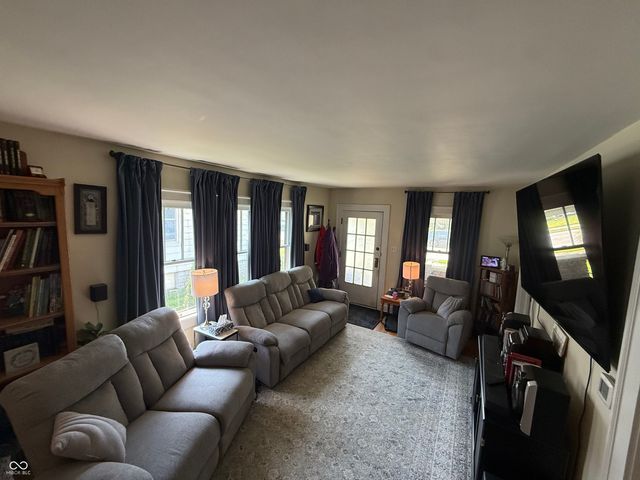 2515 S New Jersey Street, Indianapolis, IN 46225