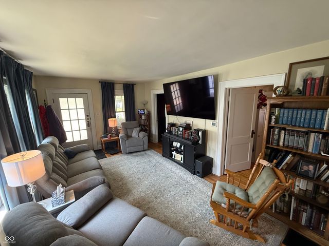 2515 S New Jersey Street, Indianapolis, IN 46225