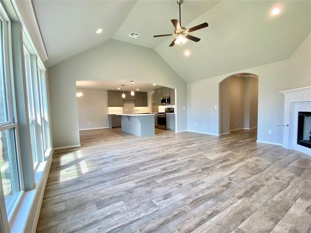 8300 NW 151st Street, Edmond, OK 73142