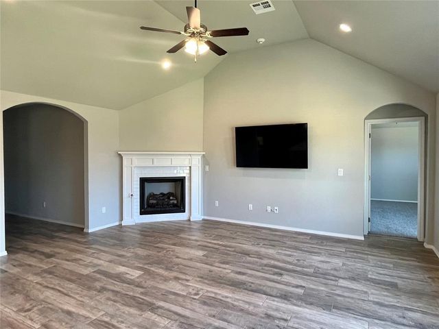 8300 NW 151st Street, Edmond, OK 73142