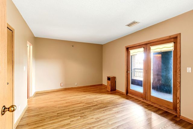 198 6th Street E 601, Saint Paul, MN 55101
