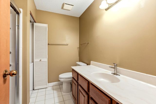 198 6th Street E 601, Saint Paul, MN 55101