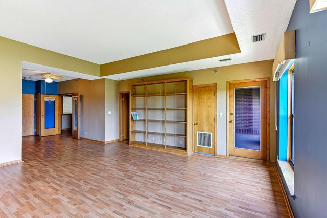 198 6th Street E 601, Saint Paul, MN 55101