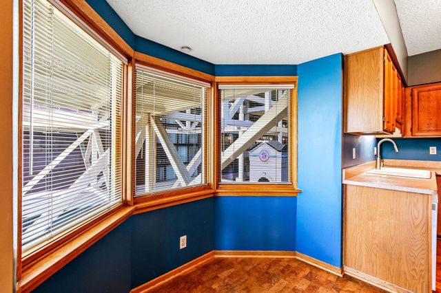 198 6th Street E 601, Saint Paul, MN 55101