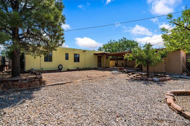 1361 Santa Rosa Drive, Santa Fe, NM 87505