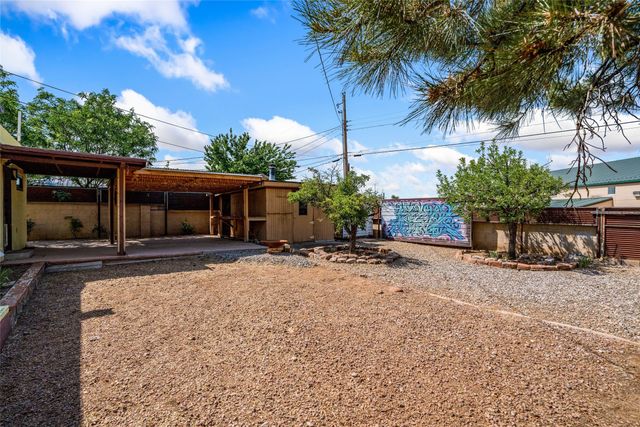 1361 Santa Rosa Drive, Santa Fe, NM 87505