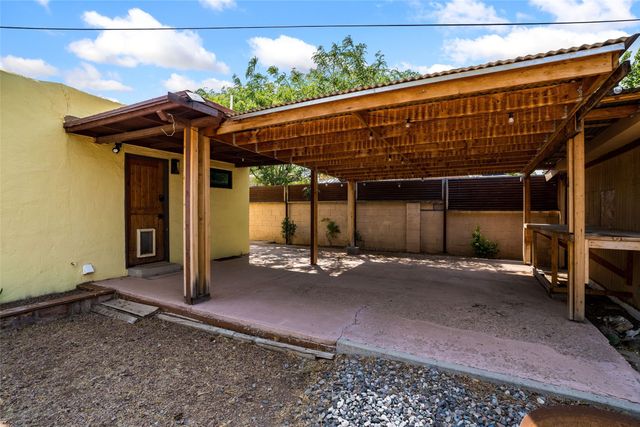 1361 Santa Rosa Drive, Santa Fe, NM 87505