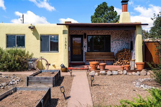 1361 Santa Rosa Drive, Santa Fe, NM 87505