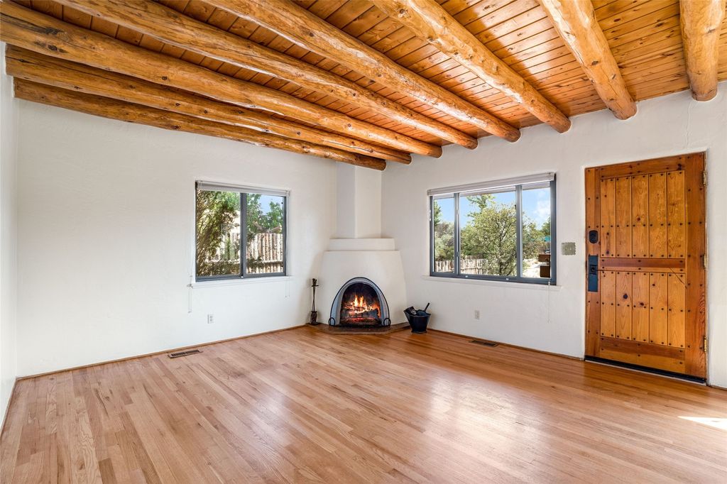 1361 Santa Rosa Drive, Santa Fe, NM 87505