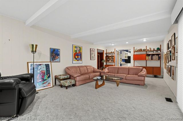 25711 Branchaster Road, Farmington Hills, MI 48336