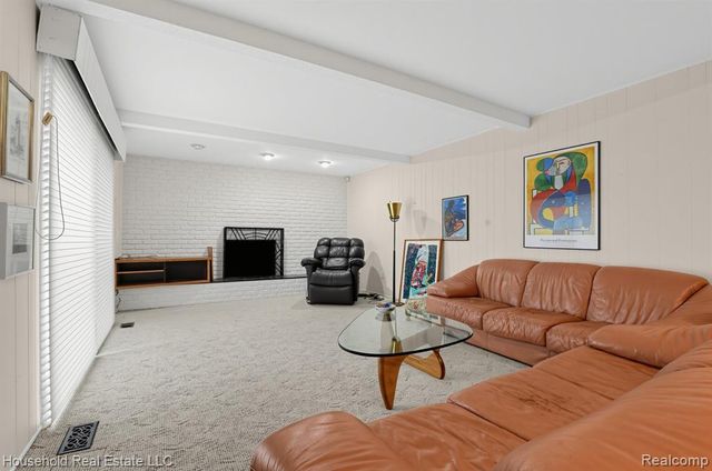 25711 Branchaster Road, Farmington Hills, MI 48336