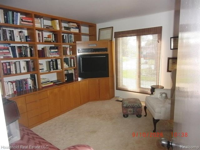 25711 Branchaster Road, Farmington Hills, MI 48336