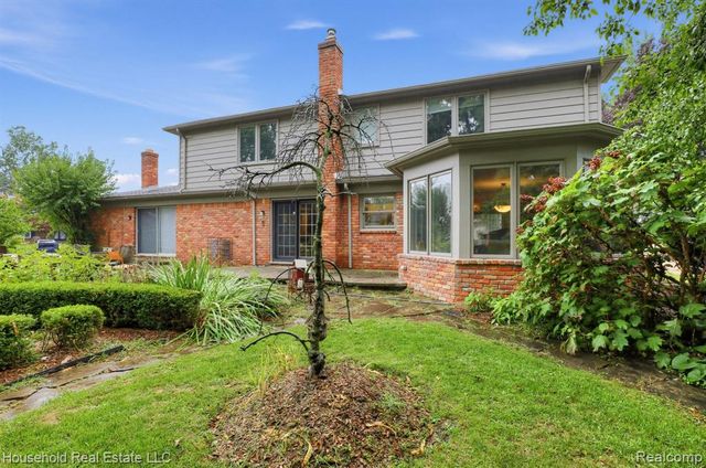 25711 Branchaster Road, Farmington Hills, MI 48336