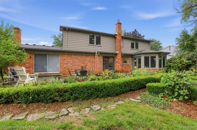 25711 Branchaster Road, Farmington Hills, MI 48336