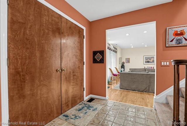 25711 Branchaster Road, Farmington Hills, MI 48336