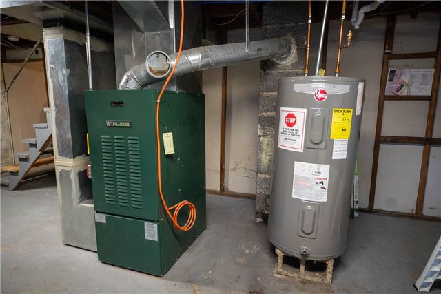 166 Hopkins Hill Road, Coventry, RI 02816