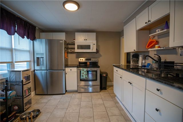 166 Hopkins Hill Road, Coventry, RI 02816