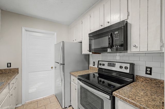 4316 Baton Rouge Dr, Hermitage, TN 37076