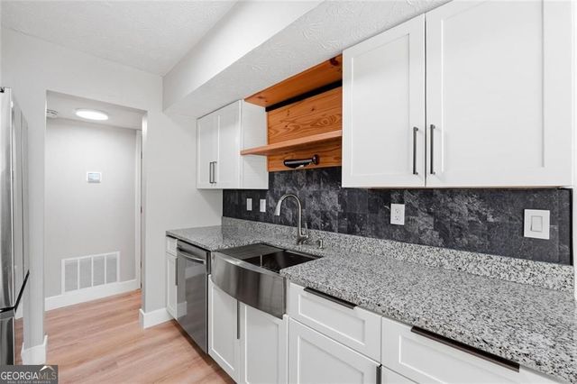 1403 Glenleaf Drive, Peachtree Corners, GA 30092