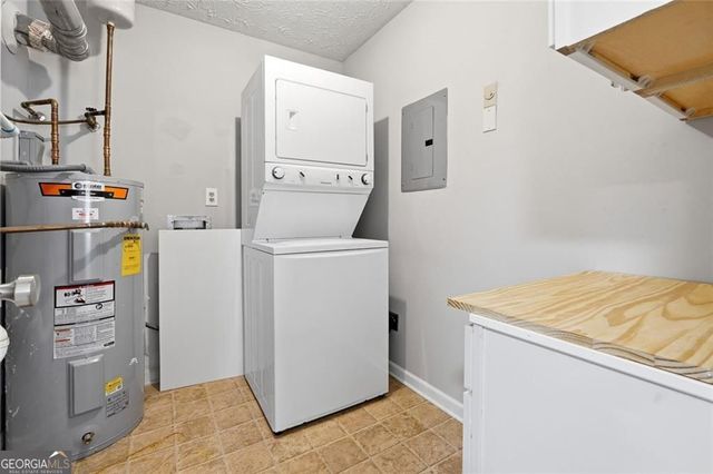 1403 Glenleaf Drive, Peachtree Corners, GA 30092