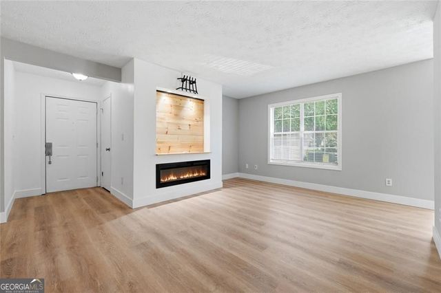 1403 Glenleaf Drive, Peachtree Corners, GA 30092