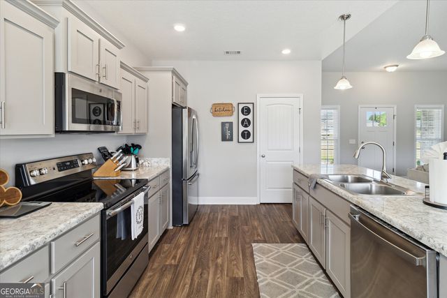 407 Autumn Avenue, Statesboro, GA 30458