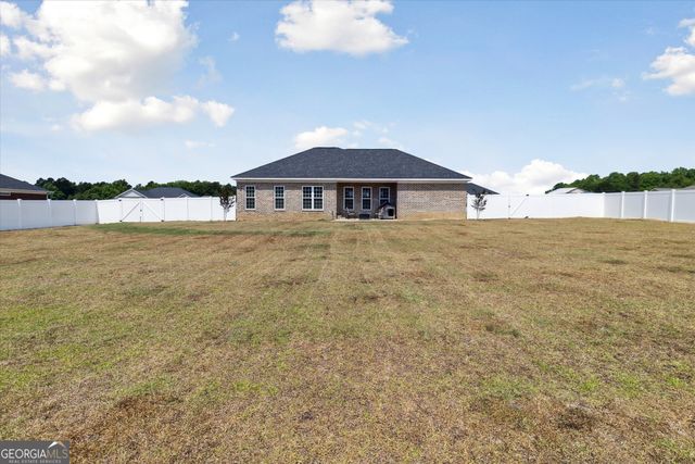 407 Autumn Avenue, Statesboro, GA 30458