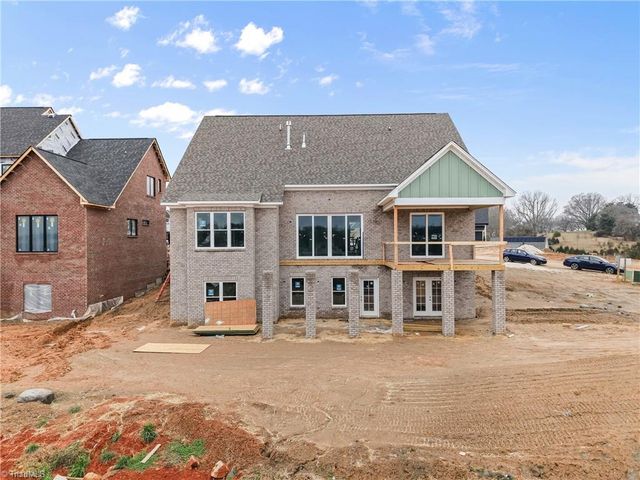 727 Royal Jasmine Court, Winston-salem, NC 27106