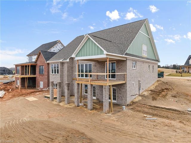 727 Royal Jasmine Court, Winston-salem, NC 27106