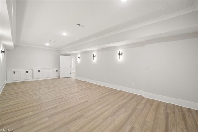 727 Royal Jasmine Court, Winston-salem, NC 27106