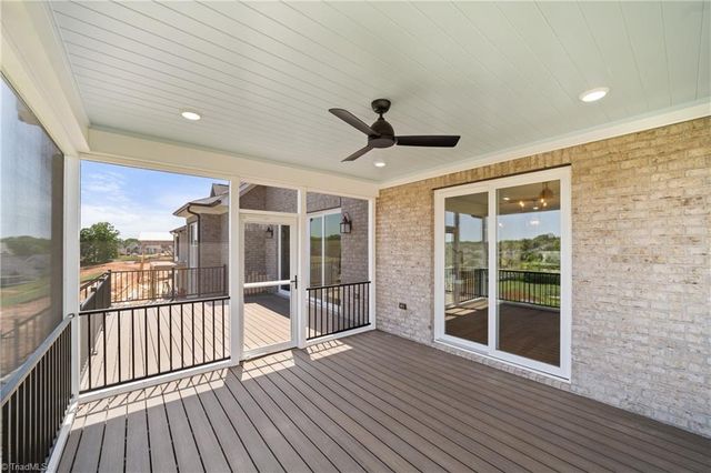 727 Royal Jasmine Court, Winston-salem, NC 27106
