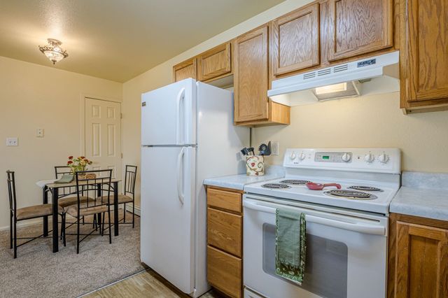 393 Sunnyside Ct Unit E, Grand Junction, CO 81504