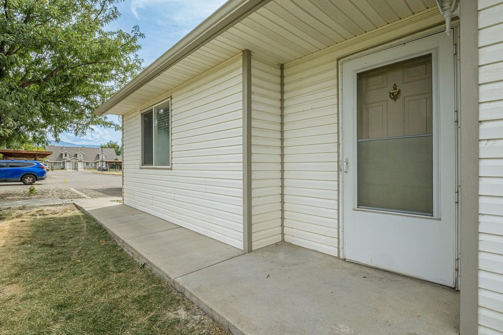 393 Sunnyside Ct Unit E, Grand Junction, CO 81504