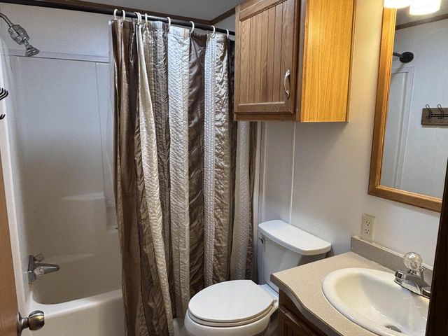 N2639 County Road Z B25 Road, Dousman, WI 53118