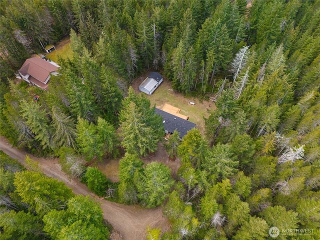 161 N Broken Arrow Drive, Hoodsport, WA 98548