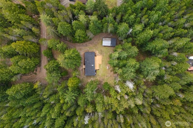 161 N Broken Arrow Drive, Hoodsport, WA 98548