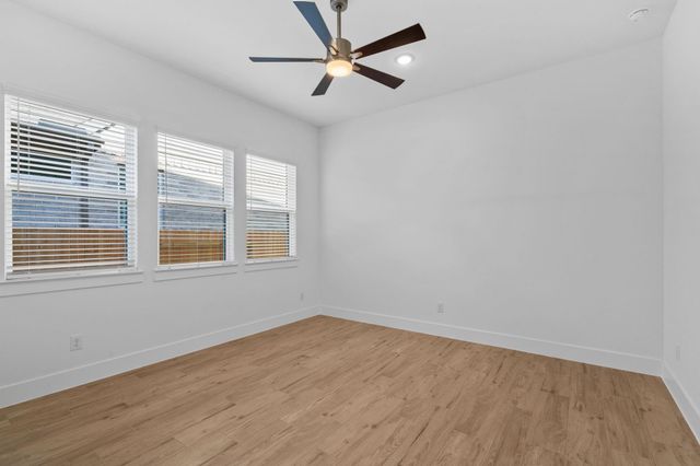 12222 Luke Drive, Mont Belvieu, TX 77523