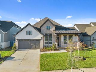 12222 Luke Drive, Mont Belvieu, TX 77523