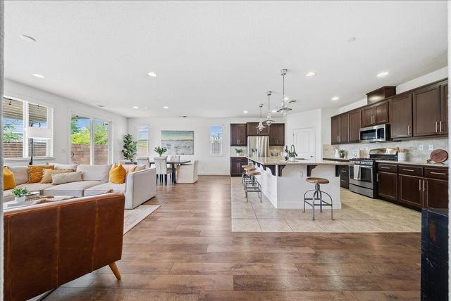 5624 Saratoga Cir, Rocklin, CA 95765