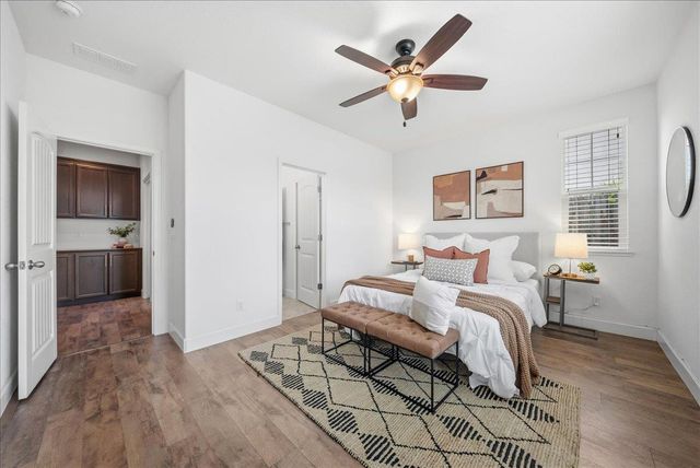 5624 Saratoga Cir, Rocklin, CA 95765