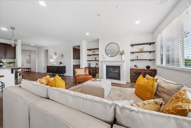 5624 Saratoga Cir, Rocklin, CA 95765