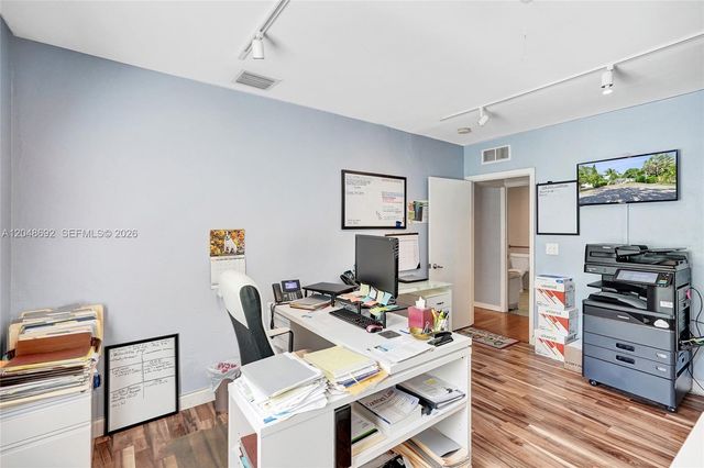 423 SE 19th Street, Fort Lauderdale, FL 33316
