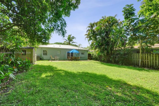 423 SE 19th Street, Fort Lauderdale, FL 33316