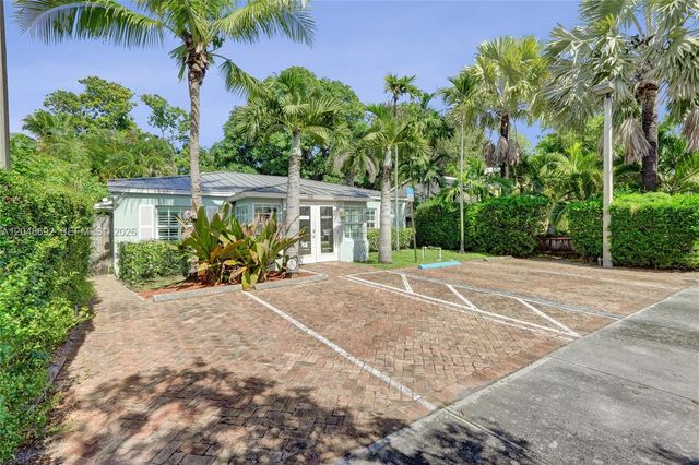 423 SE 19th Street, Fort Lauderdale, FL 33316