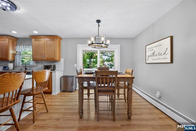 14 Bettino Drive, Ogdensburg, NJ 07439