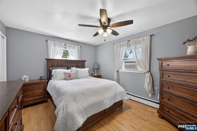 14 Bettino Drive, Ogdensburg, NJ 07439