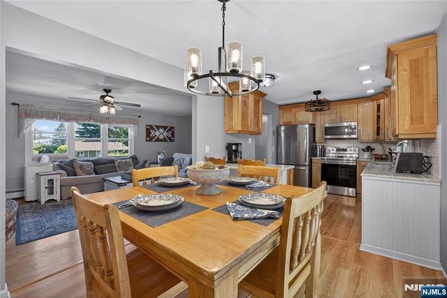 14 Bettino Drive, Ogdensburg, NJ 07439