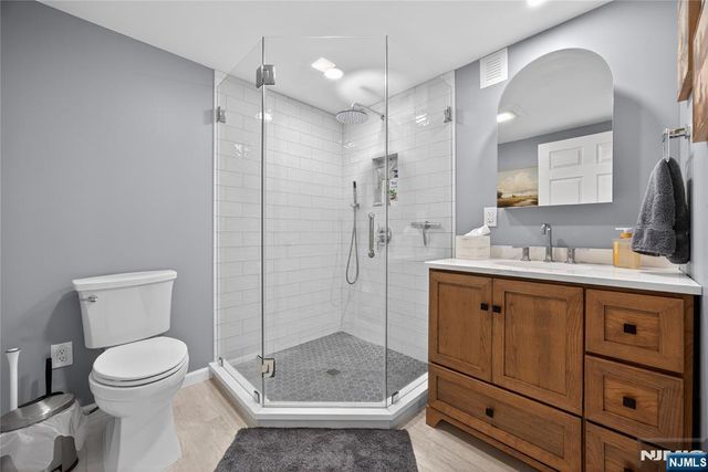 14 Bettino Drive, Ogdensburg, NJ 07439