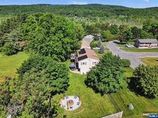 14 Bettino Drive, Ogdensburg, NJ 07439