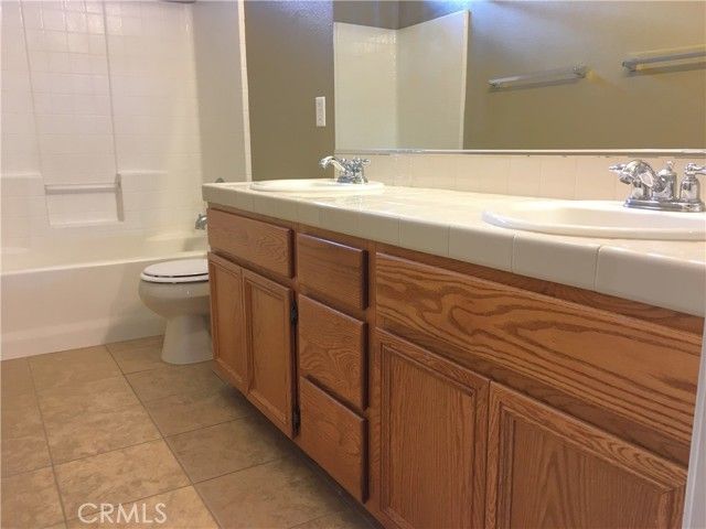 15213 Hawk, Fontana, CA 92336